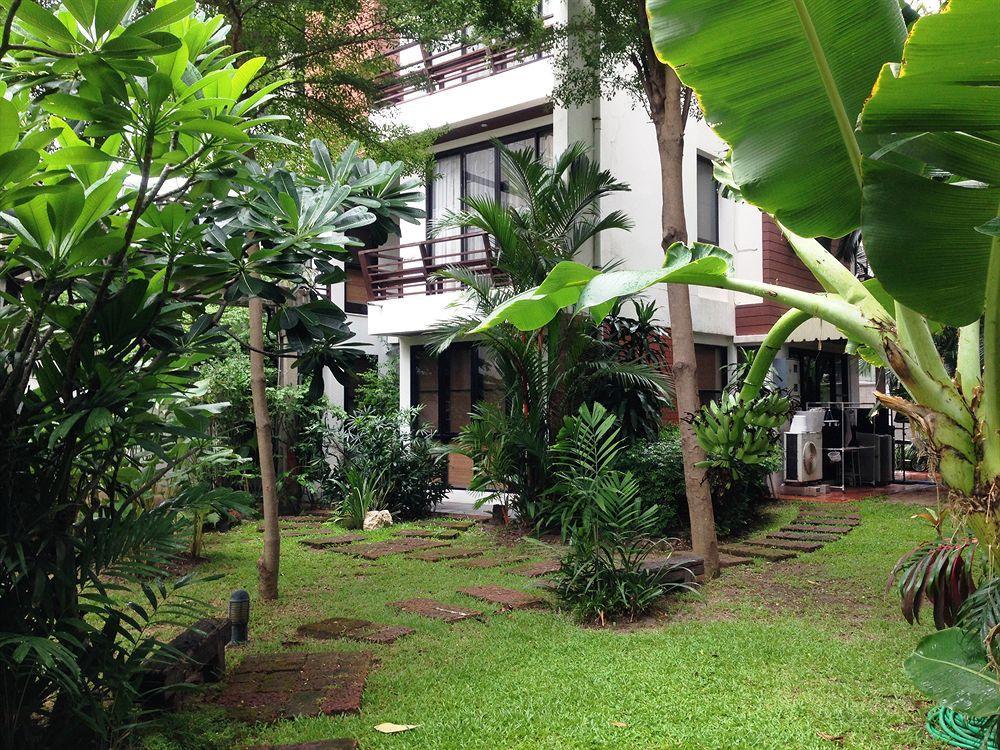 P.T. Court Hotel Bangkok Luaran gambar